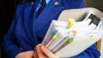 В Медынском районе осужден 23-летний местный житель, который взял мобильный телефон своей знакомой и, зная пароль от ее личного кабинета, перевел принадлежащие ей денежные средства в сумме 370 тыс. рублей на свой банковский счет